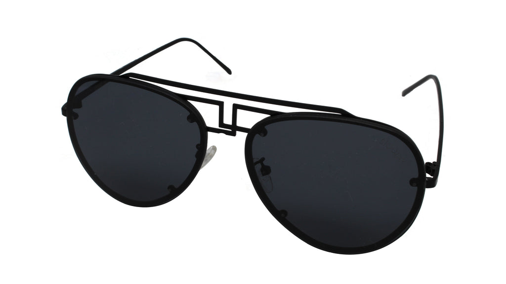 FAMKE - Matte Black